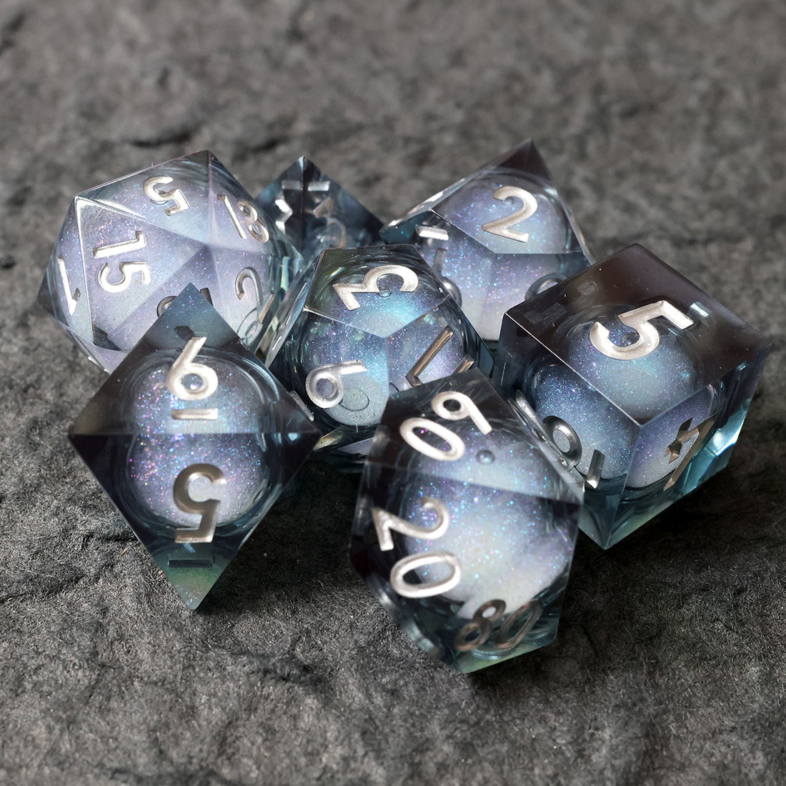 Halley Liquid Core Dice Set